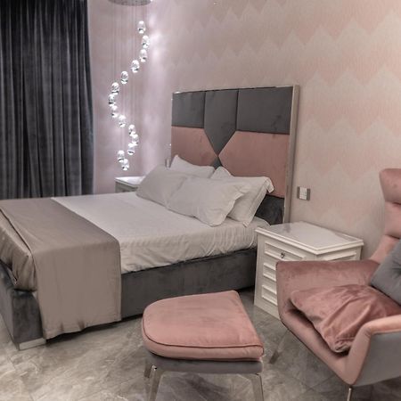 Suite D'Elite Chiaia نابولي المظهر الخارجي الصورة